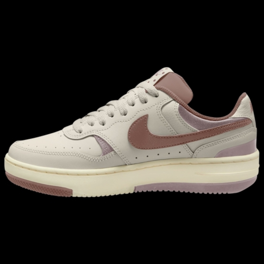 *NEW* Nike Gamma Force Womens 9 Smokey Mauve/Lt Bone/Platinum Violet Sneakers - Picture 2 of 5